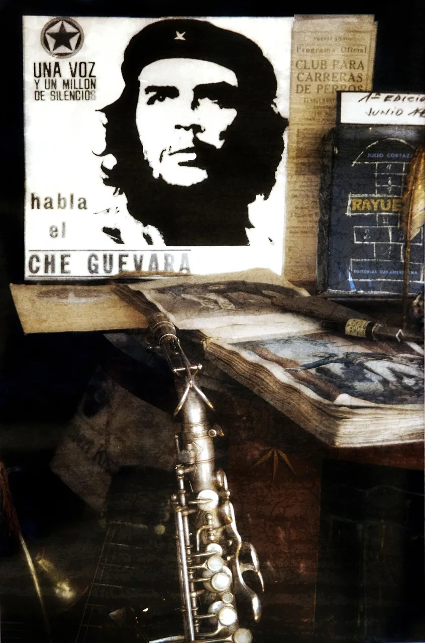 We want you to be like Che