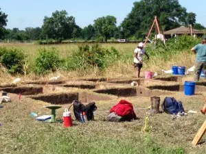 Excavation at Spiro Mounds